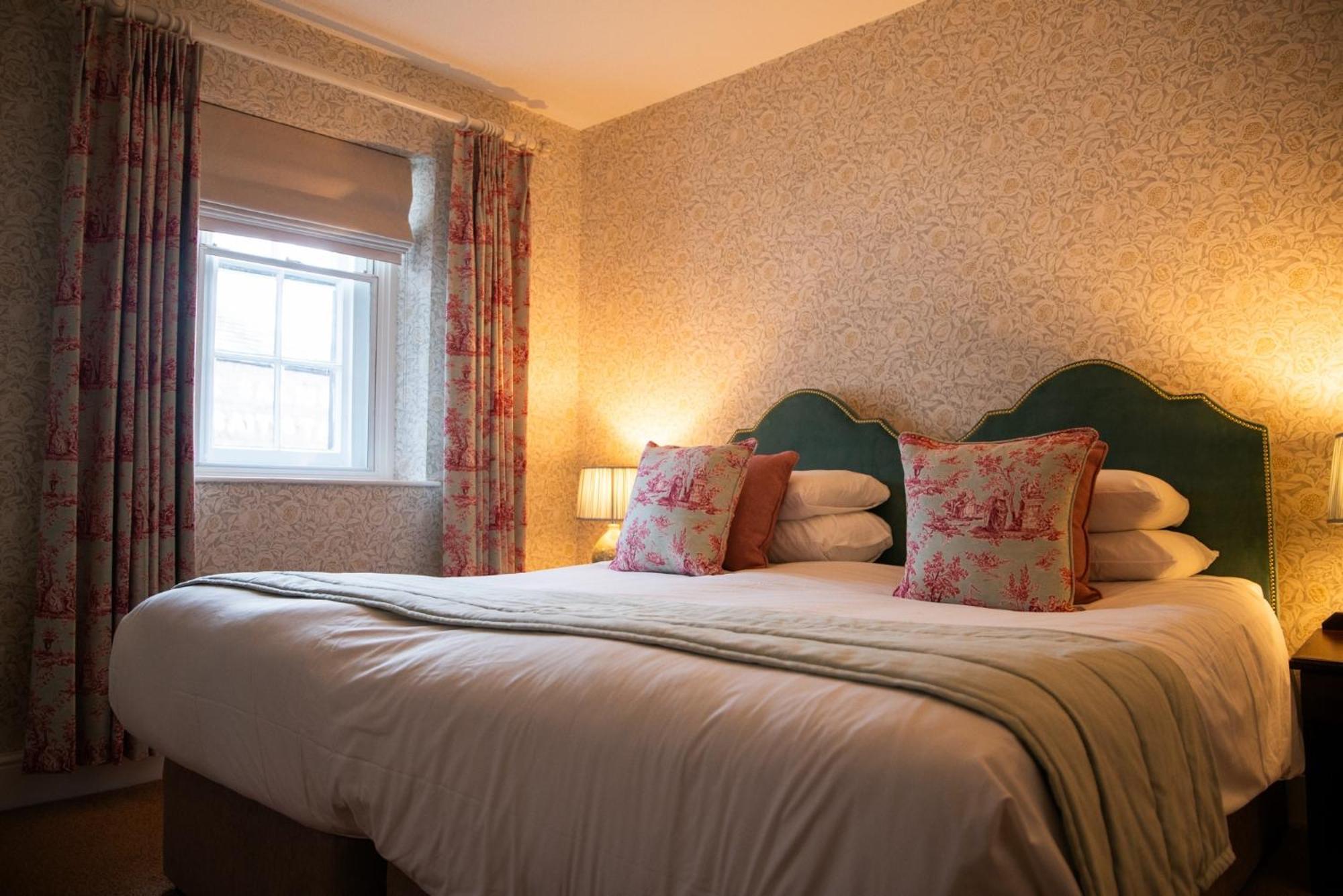 Three Salmons Hotel アースク エクステリア 写真