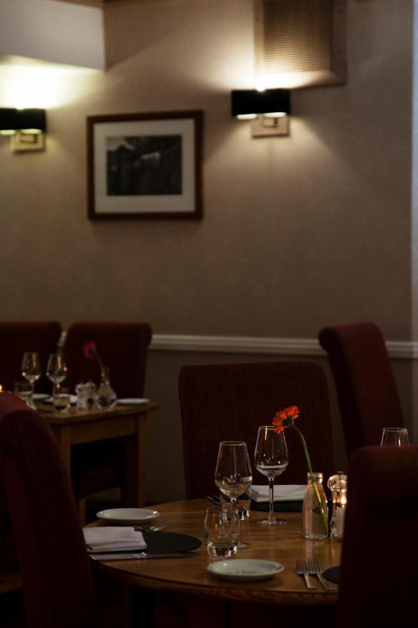 Three Salmons Hotel アースク エクステリア 写真