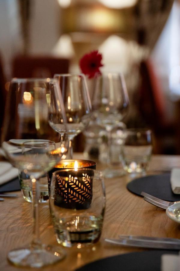 Three Salmons Hotel アースク エクステリア 写真