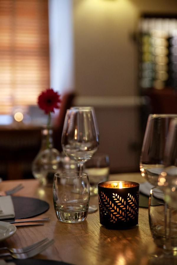 Three Salmons Hotel アースク エクステリア 写真