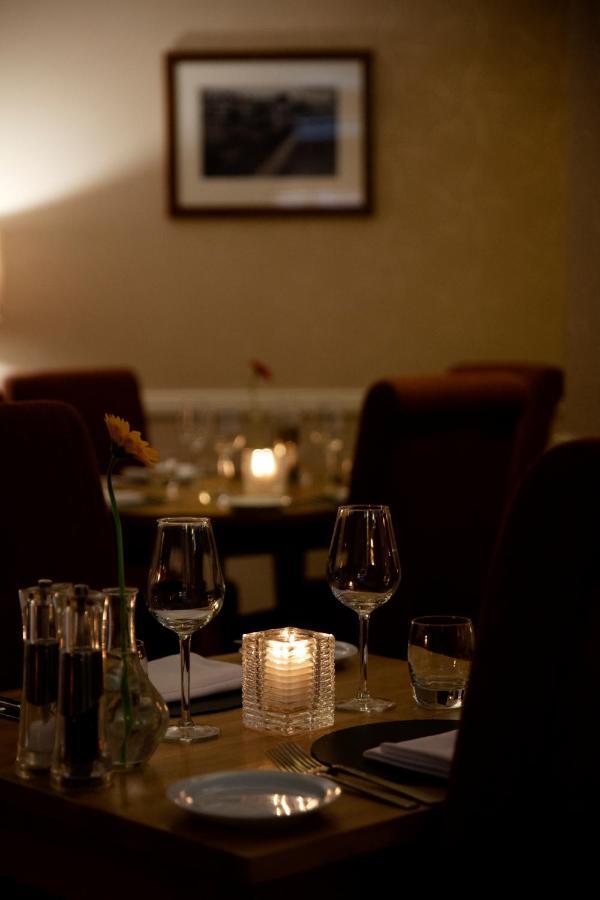 Three Salmons Hotel アースク エクステリア 写真